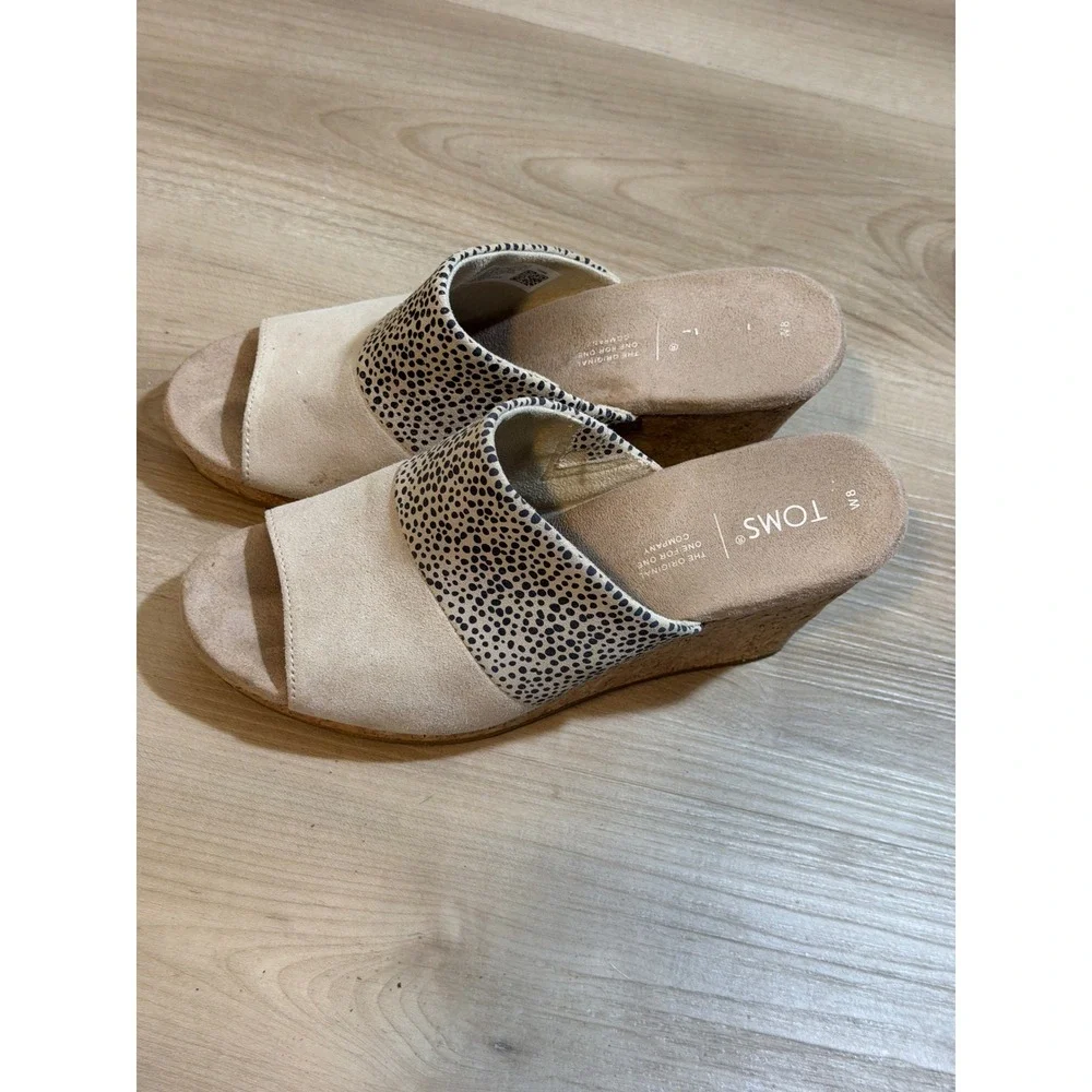 TOMS Wedge Sandals Beige W8 Womens Polka Dot Cork Heel Open Toe Slides